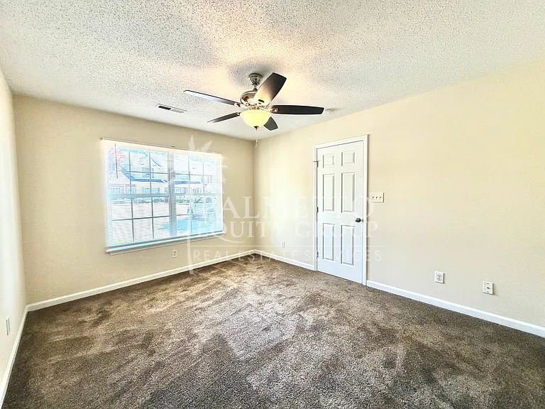 263 Malamute Ln #263 — Photo 9