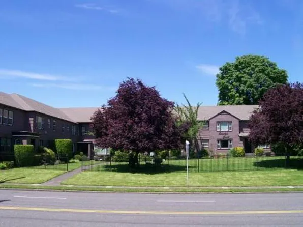 Carolyn Court, 5205-5231 E Burnside St #1B-1Ba, Portland, OR 97215