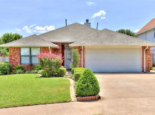 332 SW Boatsman Ave, Lawton, OK 73505