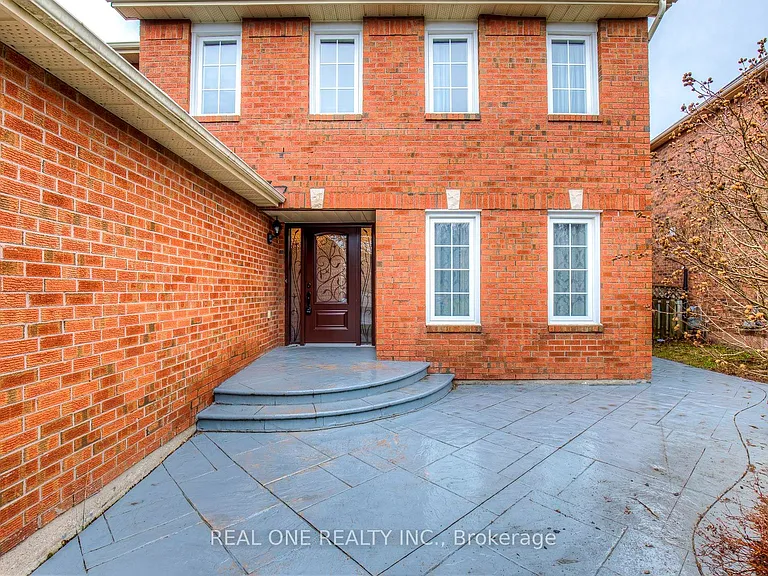 2020 Gander St — Photo 3