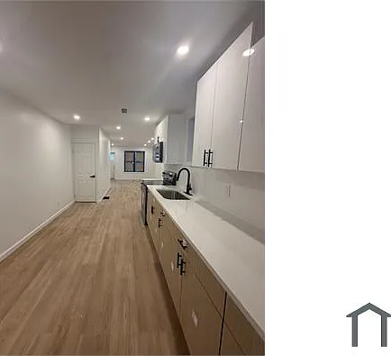 3 bed, $2,200 — Photo 4