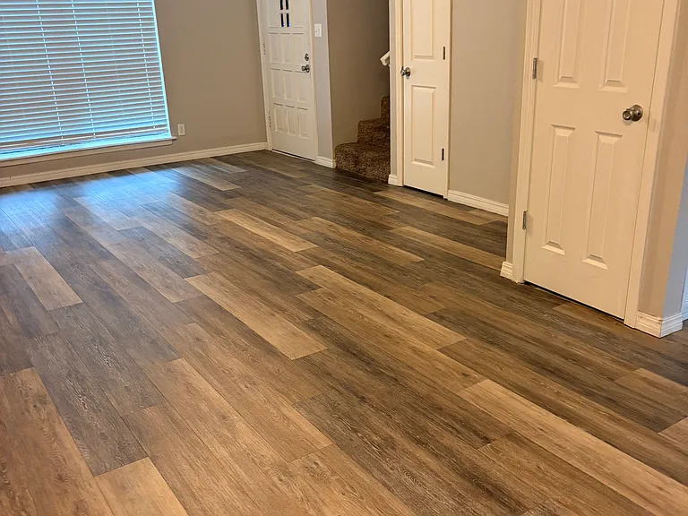 827 Hardy Springs Cir #B — Photo 6