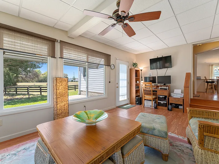 1601 Pinehurst Dr — Photo 6