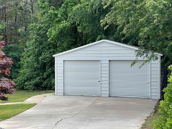 2nd image of 103 Ferncliff Dr