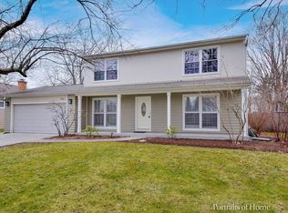 561 Stanhope Ct, Naperville, IL 60565