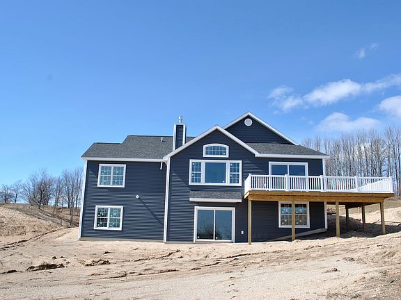 2nd image of 2530 W Crown Dr