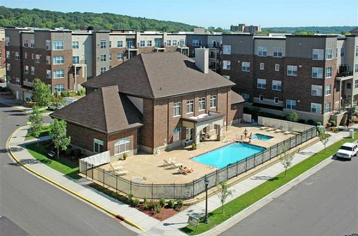 1st image of 1725 Graham Ave APT 112