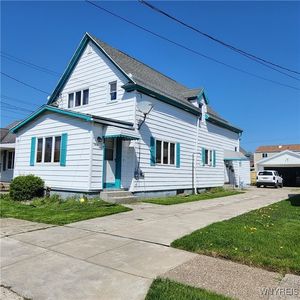 35 Wabash Ave, Cheektowaga, NY, 14206