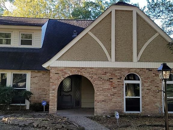 2nd image of 1718 Tucumcari Dr