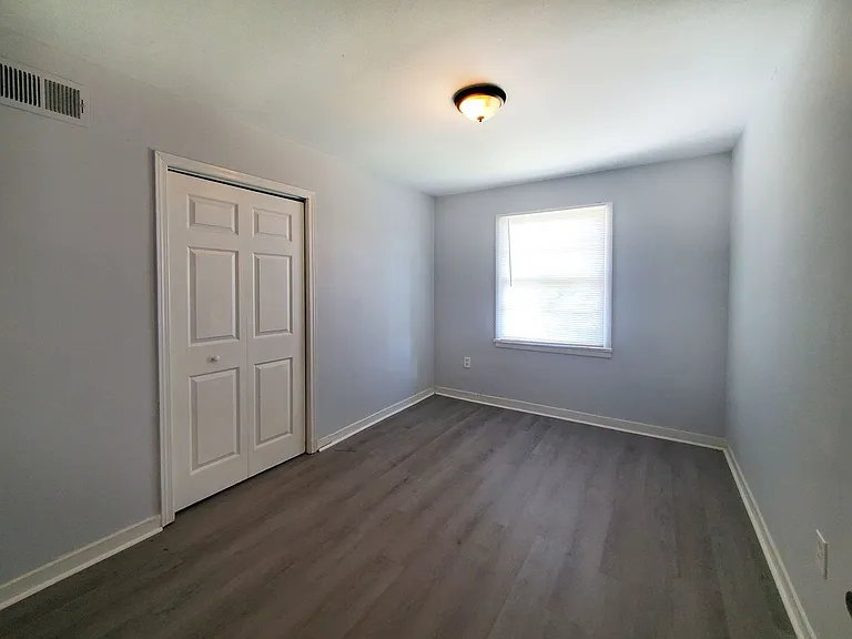 310 Lincoln St SW — Photo 14