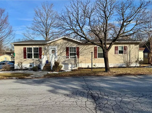 3495 Lil Wolf Dr N, Orefield, PA 18069