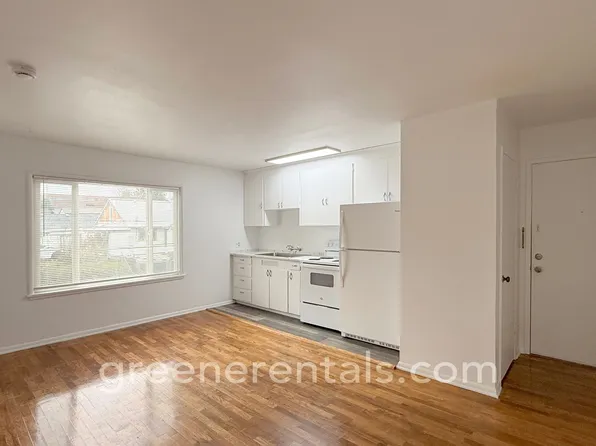 Oly-Adams 726, 726 Adams St SE #11, Olympia, WA 98501