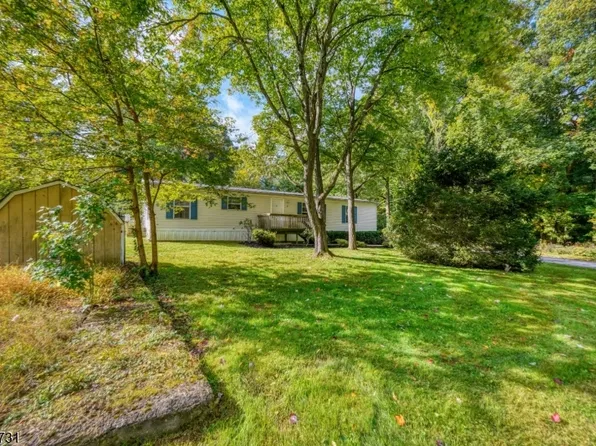 37 Sherwood Park, Washington Twp., NJ 07853