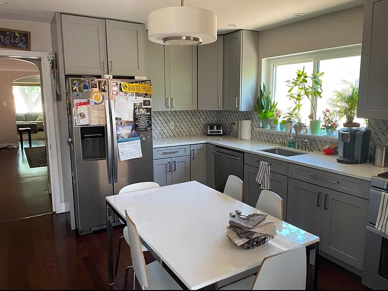 811 S Waiola Ave — Photo 3