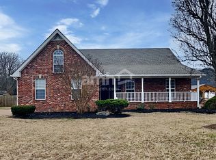 1612 E Blairmont Dr, Lebanon, TN 37087