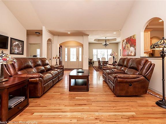 3rd image of Shifnal Ln