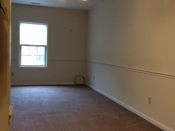 Enter to dining room