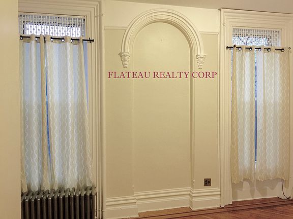 4th image of 31 Cambridge Pl APT 2