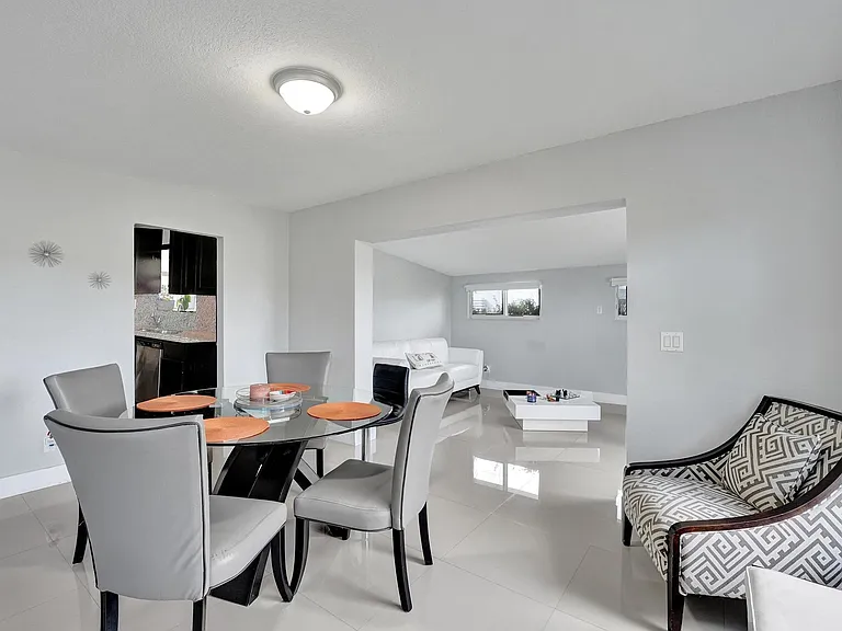 3322 McKinley St — Photo 13