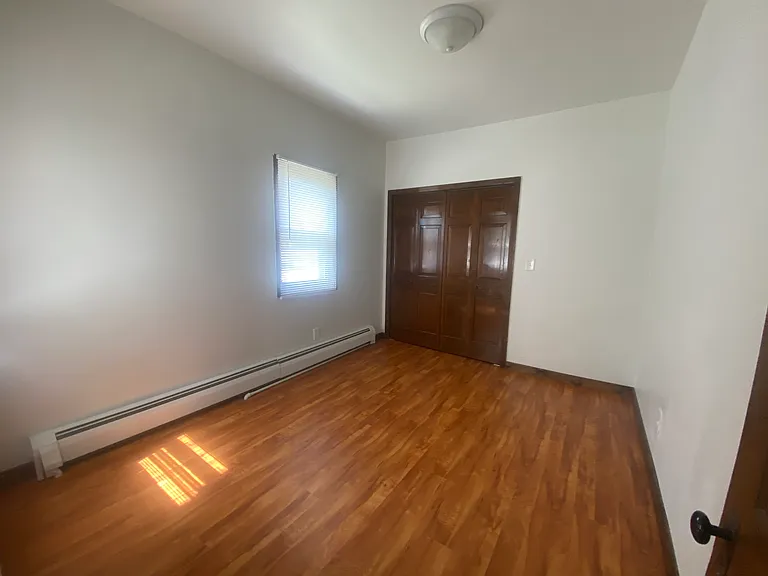 200 E Superior St — Photo 9