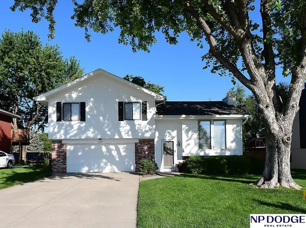 6374 S 136th St, Omaha, NE 68137