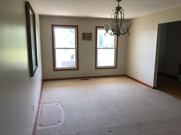 5th image of 2919 Larimore Rd