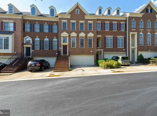5408 Edsall Ridge Pl, Alexandria, VA 22312