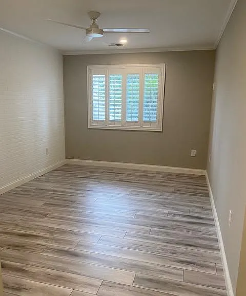 490 Lakeview Dr — Photo 24