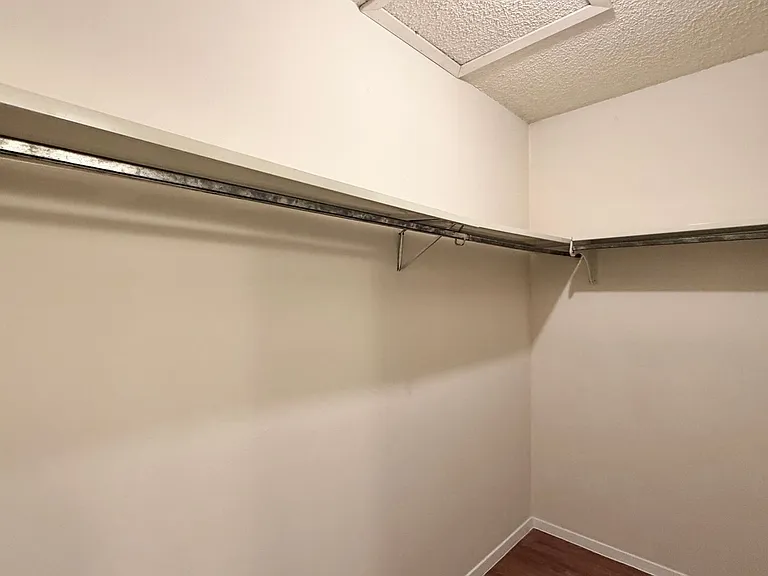 4506 Brown Bark Pl #A — Photo 8
