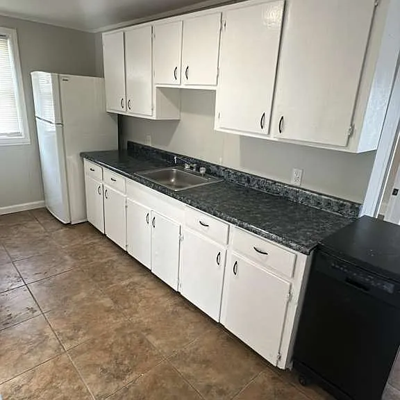 133 Brook St #2L — Photo 1