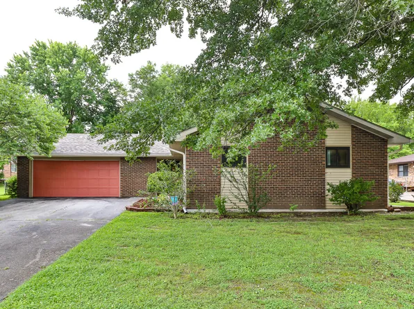 116 W Auburn Street, Bolivar, MO 65613