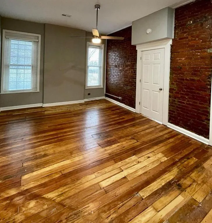 1318 S Brook St, 3 — Photo 2