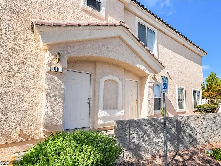 1658 Lefty Garcia Way — Photo 3