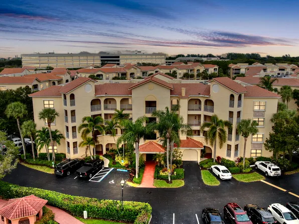 300 Uno Lago Drive #405, Juno Beach, FL 33408