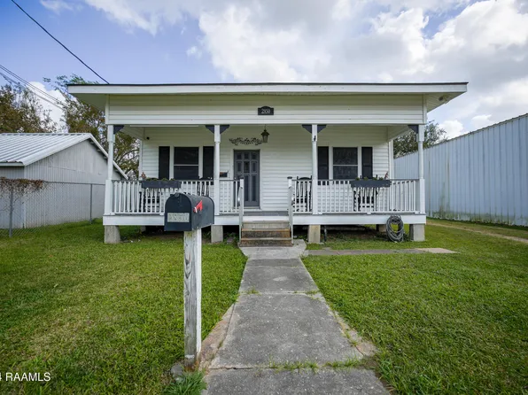 2850 1st St, Berwick, LA 70342