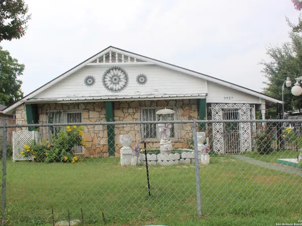 3927 W TRAVIS ST, San Antonio, TX 78207