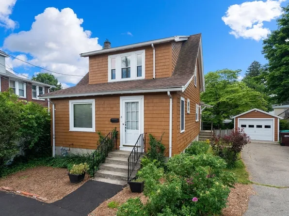 8 Breede Ter, Dedham, MA 02026