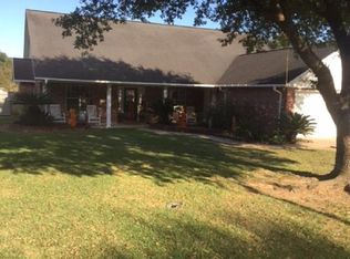 610 Woodside Ave, Marksville, LA 71351
