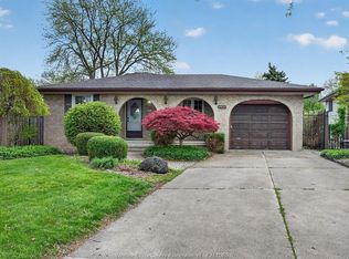 10626 Keating Cres, Windsor, ON N8R1T5