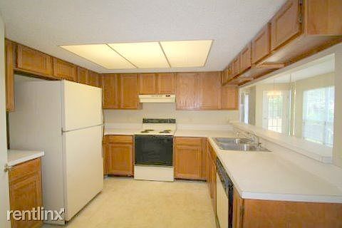 5th image of 10854 Copper Hill Dr