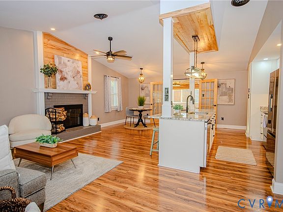 5th image of 9317 Classic Rd