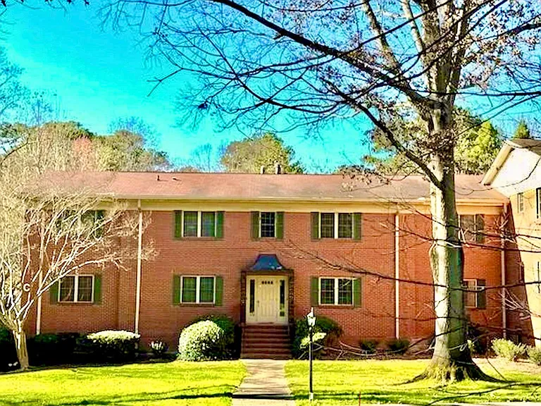 430 Lindbergh Dr NE — Photo 33