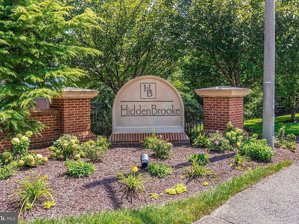 7870 Rolling Woods Ct Springfield VA Zillow