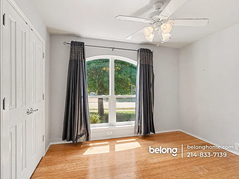 15833 Coyote Hill Dr — Photo 9