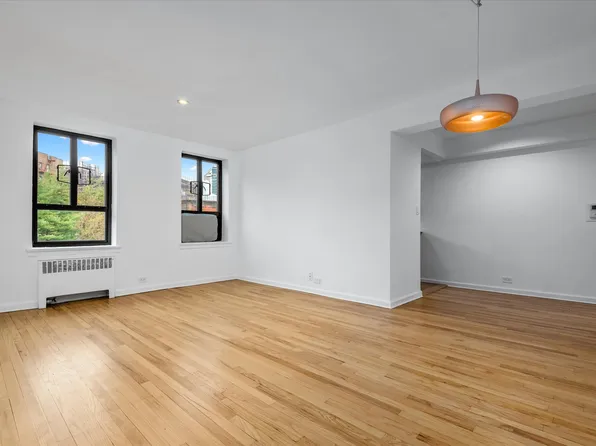 31 Nagle Avenue image 1 of 15