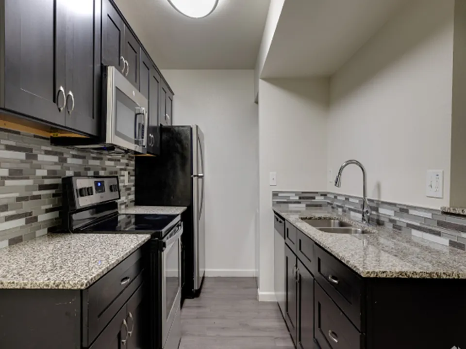 Courtyard Apartments