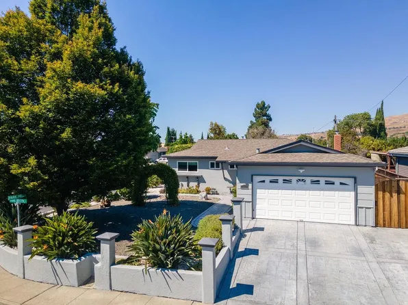 1113 Park Brook Ct, Milpitas, CA 95035