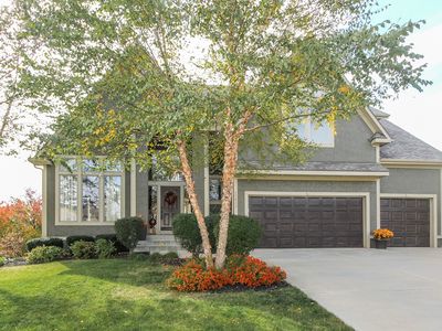 13832 Richards St, Overland Park, KS, 66221
