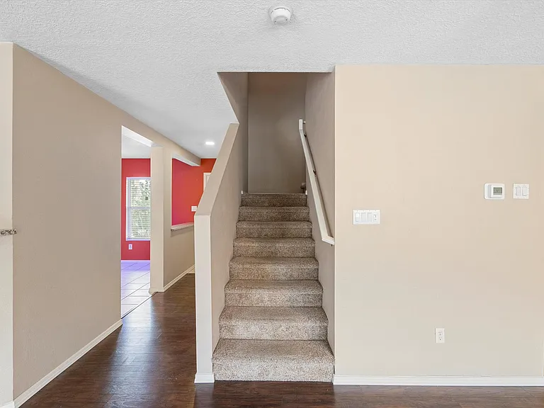 12428 Rainier Way NE — Photo 19