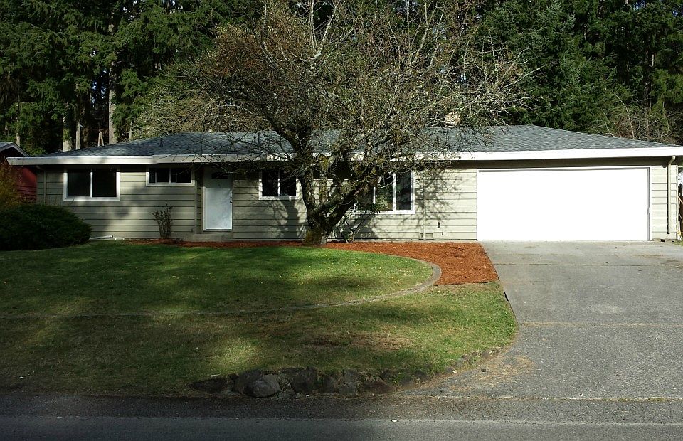 1st image of 3951 Briarwood Dr SE